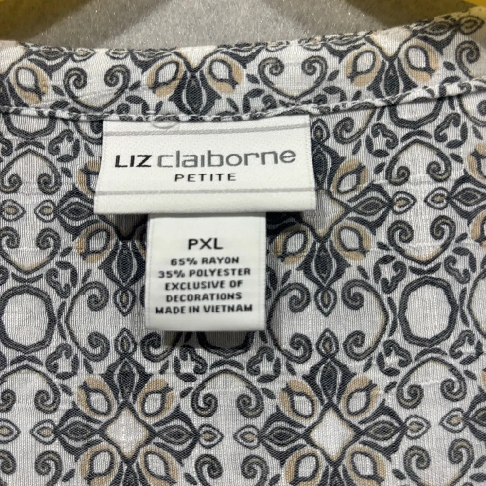 Liz Claiborne Black and White Short Sleeve Tie Front Blouse - Picture 7 of 9